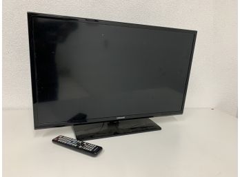 32' Samsung TV  With Control