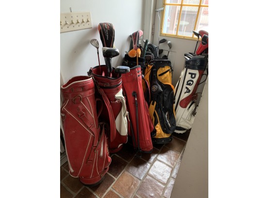 7 Vintage Golf Bags And Golf Clubs