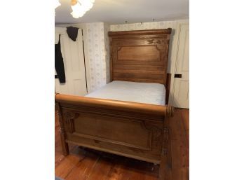 Antique High Back Victorian  Oak Full Bed