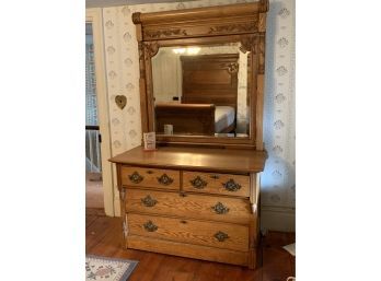 Beautiful Vintage Oak  Dresser With Mirror