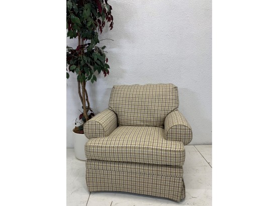 Broyhill Furniture Roll Arm Accent Chair