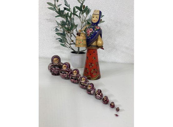 Vintage Matryoshka Wood Hand Painted Nesting Dolls-10