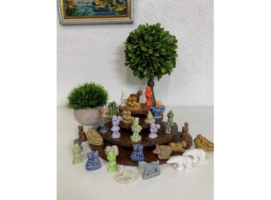 Group Lot Of Miniature Figures