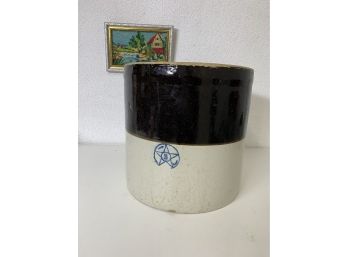 Vintage  Old Crock Pot