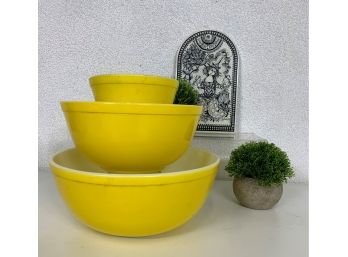 3 Vintage Yellow Pyrex Mixing Bowls