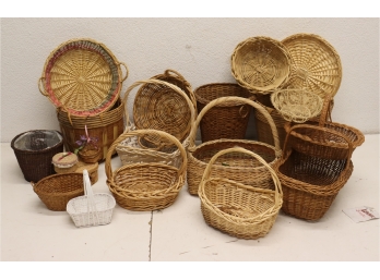 Group Lot Of Baskets #1