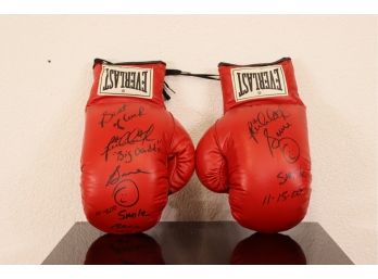 Pair Of Riddick Bowe ( Big Daddy) Signed Everlast Red Boxing Gloves-2000