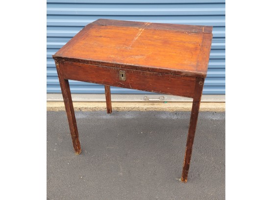 Vintage Colonial American Stand Up Desk -  Hinged Top With Key Hole Lock