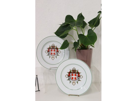Se Of 2 Decorative Commemorative A.F. Savoy Orders Plates - Victoria Porcelain