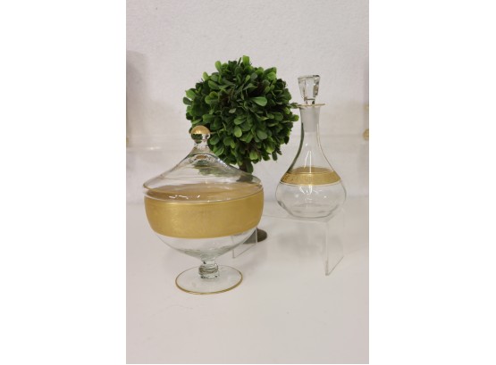 Spectacular Decanter And Covered Coupe Set - Gold Overlay Rim And Banding