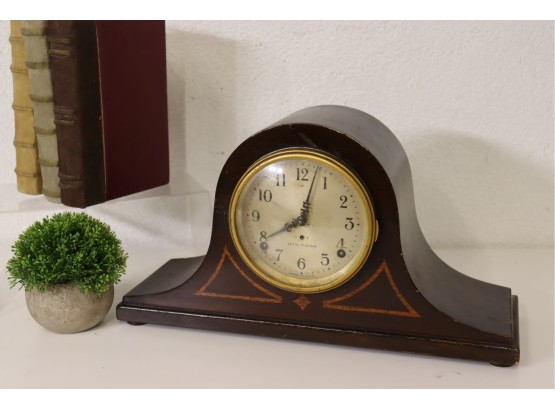 Seth Thomas Co. Pendulum Movement No. 89 8-Day Mantle Clock