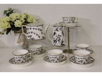 Tea & Coffee Service For 6 - Hammersley Gold Trim Cup & Saucer Blue On White -  Bamboo And Floral Design