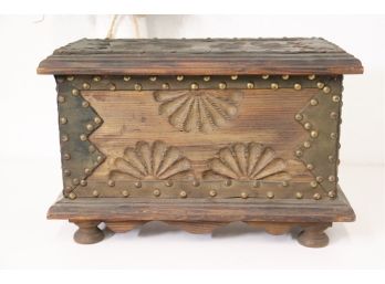 Spainish Dresser-top Wooden Chest - Folk Daisy Carvings And Copper Edge And Beading