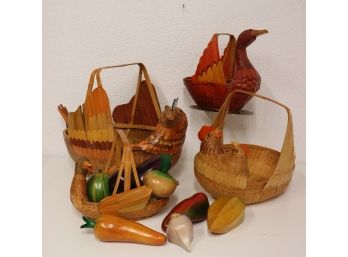 4 Woven Baskets Shaped As Ducks, Chicks, And A Turkey