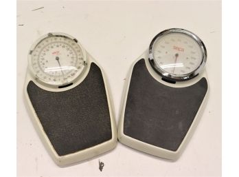 Two  Seca  White Medical  Weighing Scales -Working Condition