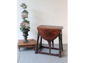 Oval Drop Leaf Vintage Side Table