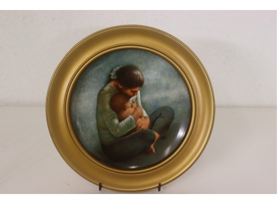 Fairmont Porcelain Collector Plate By Irene Spencer In Gold Wood Frame - 10.5' Round