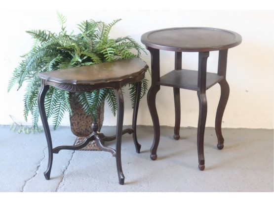 Lot Of Two Side Tables - Demi-Lune And Full Round