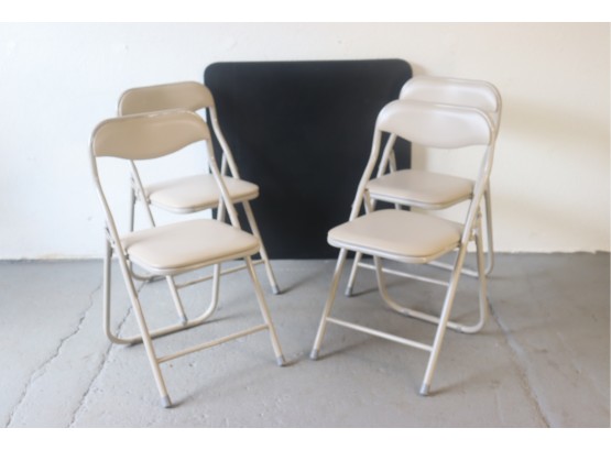 Folding Card Table With 4 Folding Chairs