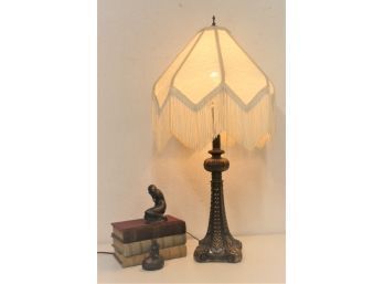 Decorative Corinthian Base Lamp With Geometric Teardrop Tassled Shade