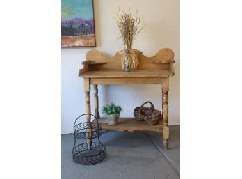 Shabby Chic Farmhouse Side Table