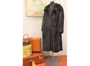 Vtg  RML By Janet Sloane Fur Coat-Brown (size M)