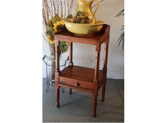 Vintage Farmhouse Small Wash Stand With One Drawer