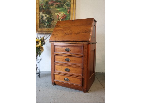 Slant-front School Master Desk With Four Drawers And American Eagle Oval Pulls