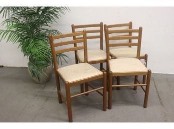 Quartet Of Four Classic Maple Ladder Back Side Chairs