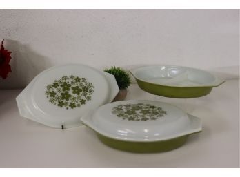 Two 70s Pyrex ' Spring Blossom ' Divided Casserole Dishes With Milk Glass Lids- 1 Quart