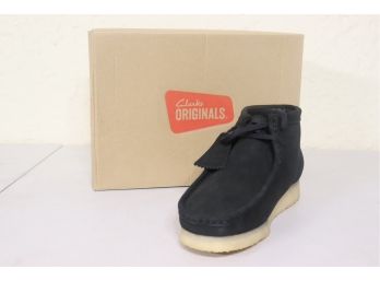 Pair Of NEW Black Suede Clarks Originals Wallabee -Size-8 1/2 M