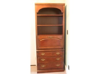 Thomasville Cabinet. Good Quality And Condition