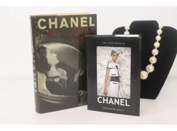 CHANEL, COCO CHANEL: A Woman Of Her Own  The Little Book Of...