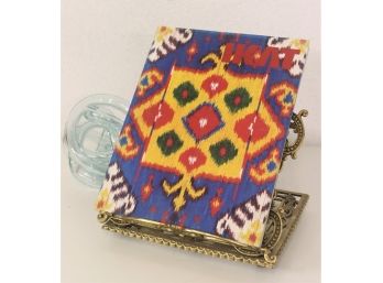 BOOK/Art & Craft - IKAT, Splendid Silks Of Central Asia