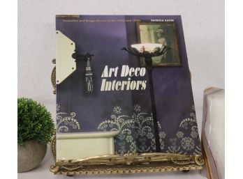 BOOK/Int-Ext Design - Art Deco Interiors Decoration And Design Classics Of The 20s And 30s, Patricia Bayer