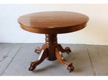 Victorian Style Round Pedestal Dining Table With Claw Foot Casters (expandable, But Leaves Missing)