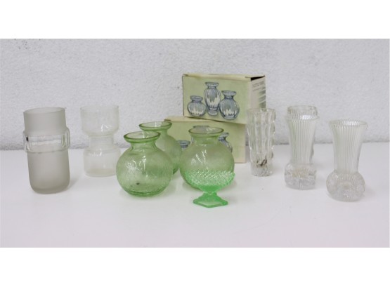 Vase Vase Baby: Charming Glass Group Of Small Vases Clear And Green, Including A Funky Pyrex