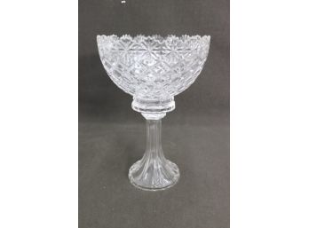 Lattice And Daisy Pattern Clear Glass Stemmed Pedestal Bowl