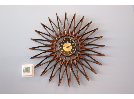 Vintage Syroco Sunburst Clock