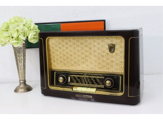 Vintage Grundig Majestic Model 1041W Multi-Band Radio - Not Working