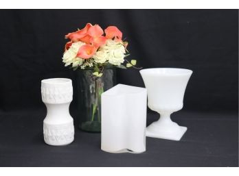 Group Lot Of 4 Vases: Bullicante, Cased, And Milk Glass Milk Glass With One White Bisque