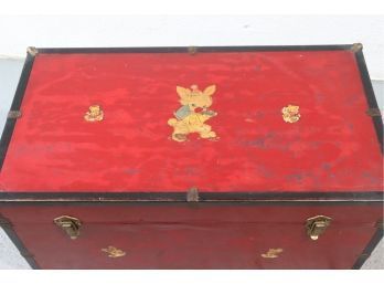 1 Of 2: Vintagey Red And Black Toy Chest - Teddy Bear Applique And Lamb/Bunny/Duck Lining