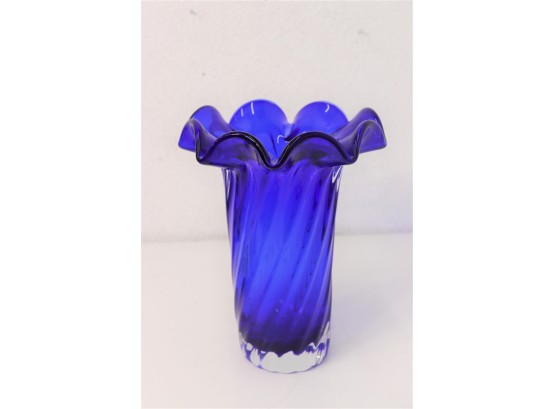 Ruffle Rim Fluted Twist Blue To Clear Glass Vase