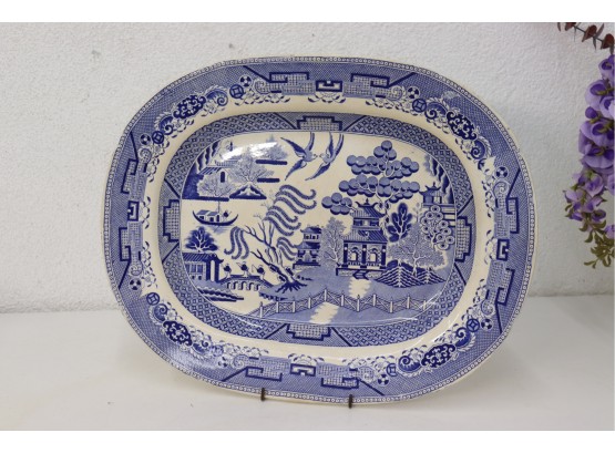 Grand Vintage English Blue Willow Pattern Wide Oval Serving Tray - Maker Impression On Bottom