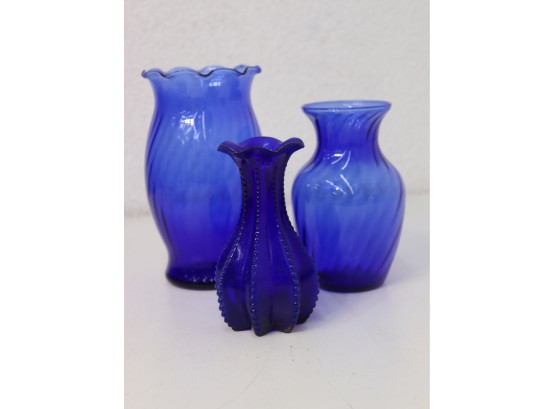 Group Lot Of 3 Cobalt Blue And Cobalt(ish) Texture Patterned Glass Vases