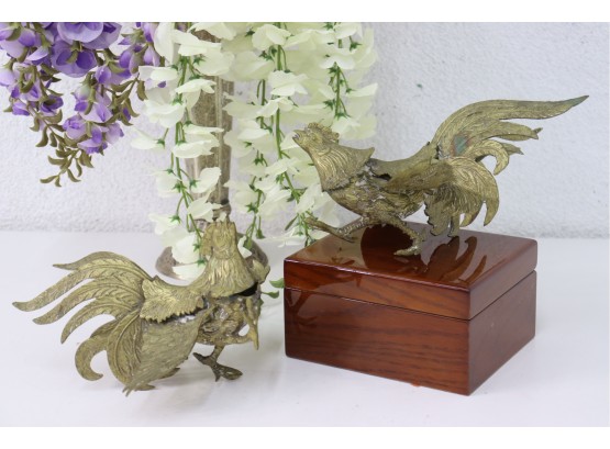 Pair Of Furious Rooster In Attack Mode Brass Figurines - Bonus Interchangeable Heads