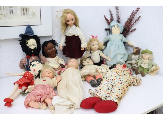 Twelve's A Crowd: Assorted Vintage Character And Baby Dolls