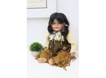 Smiling Native American Toddler From The Cathay Collection 269/5000 - 21'
