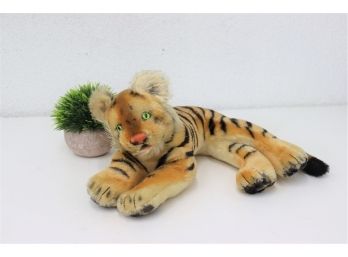 Special Plush Toy:  Green Eye - Orange Nose On A  Half Lion And Half Tiger