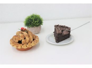 Ceramic Bakery: Shaunee Shauna Pie And Frozen Moments Chocolate Cake & Floating Fork